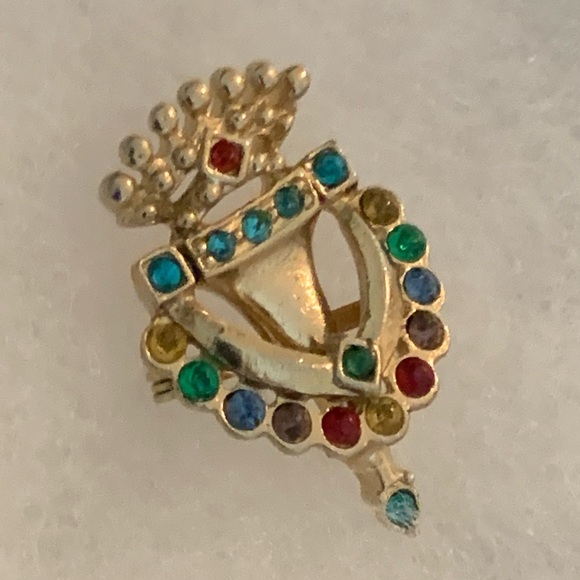 Petite Jeweled Door Knocker Brooch Pin - Picture 2 of 10